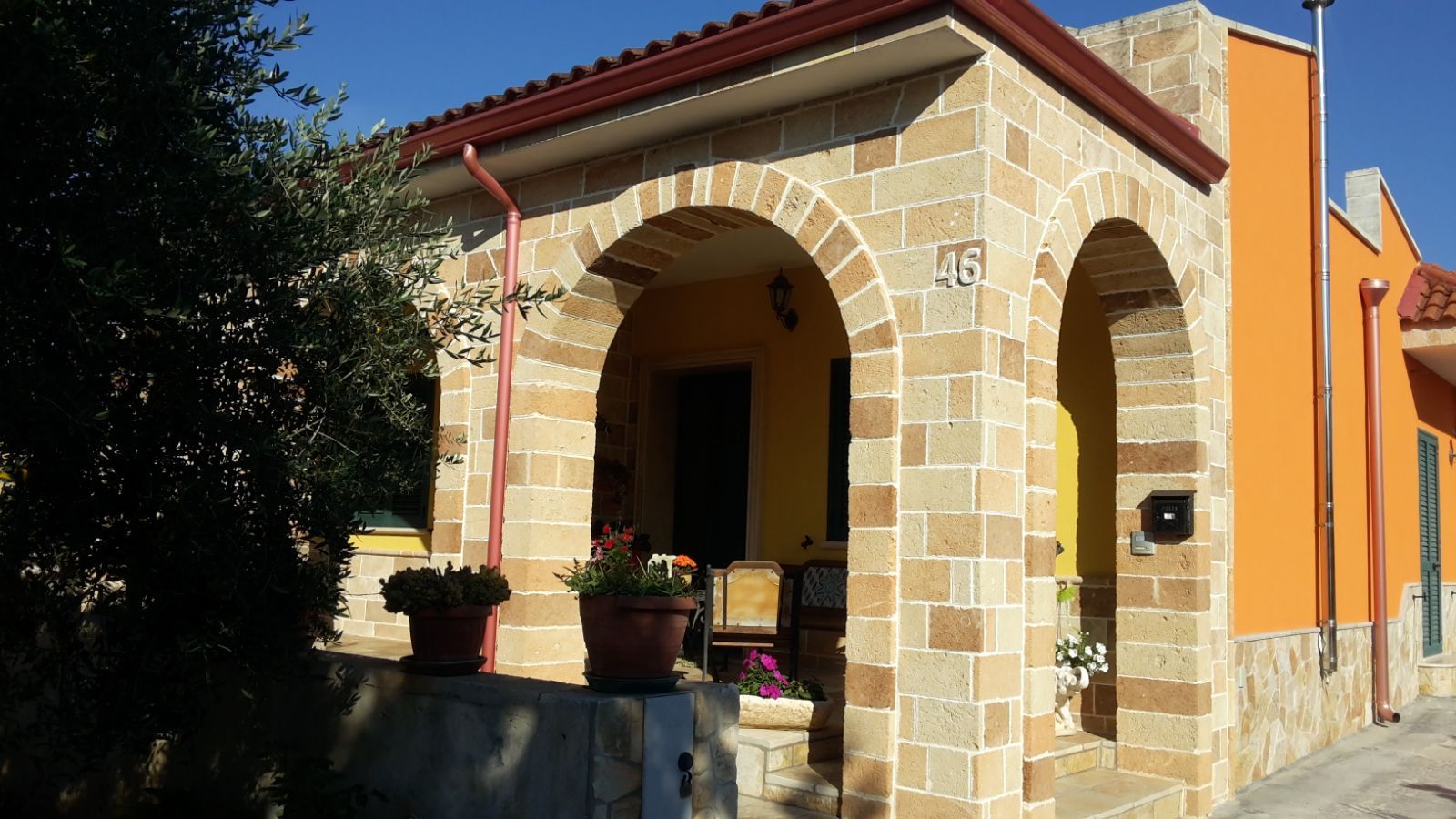 Porticato in pietra