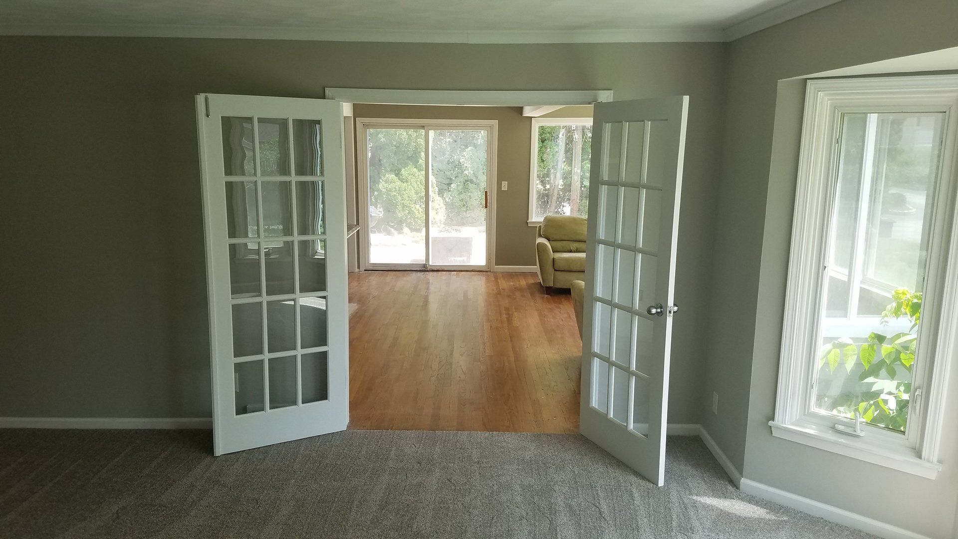Hardwood Floor Refinishing
