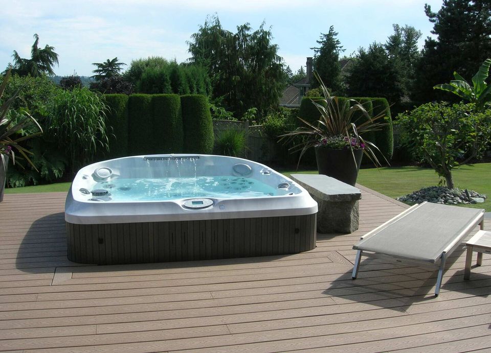 Concrete Hot Tub — Kill Devil Hills, NC — East Coast Hot Tubs INC Concrete Hot Tub — Kill Devil Hills, NC — East Coast Hot Tubs INC
