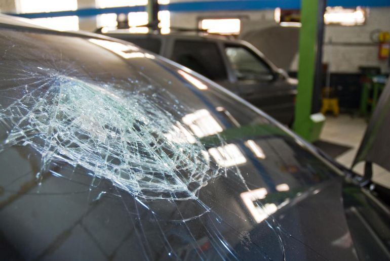 a broken/crack auto windshield