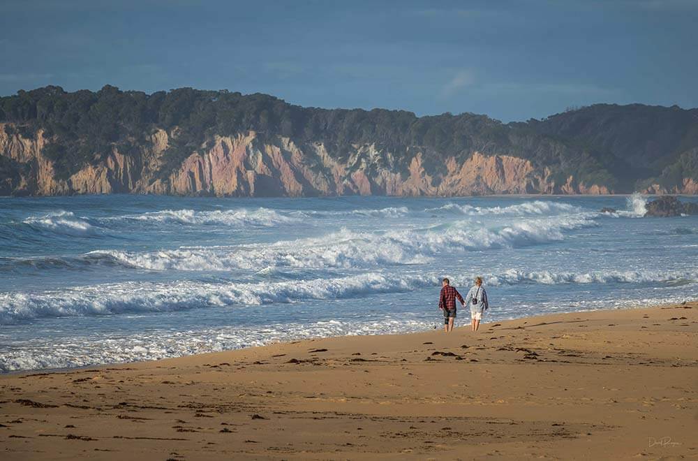 Walking in Mimosa Rocks National Park