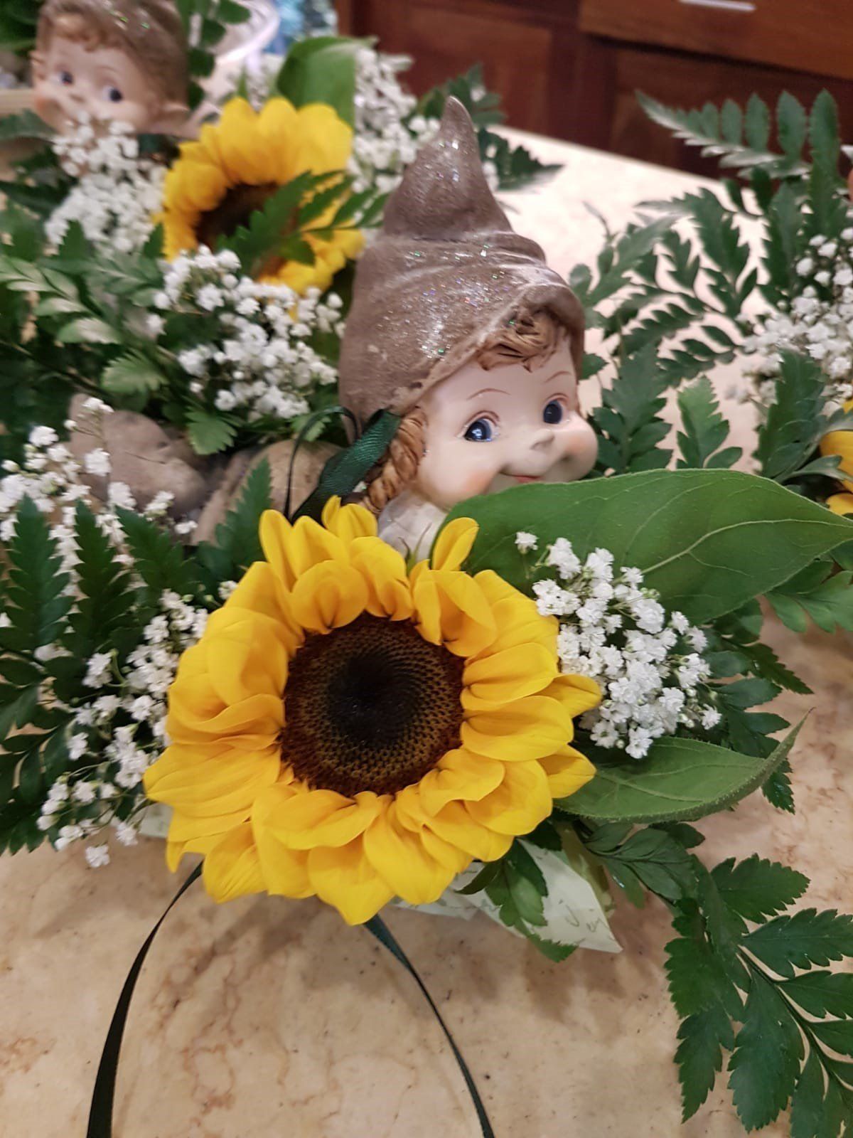 Composizione con girasoli