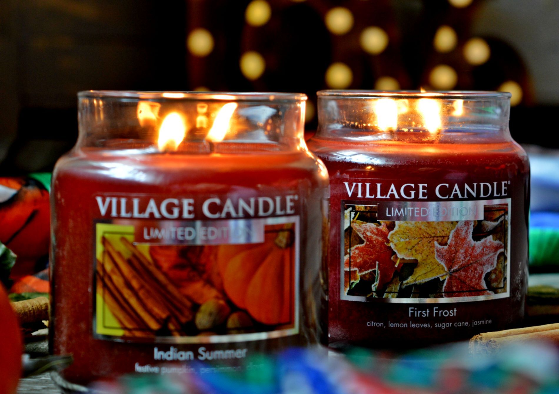 Candele accese che emanano profumo