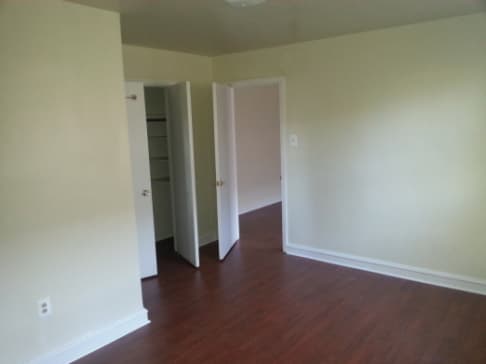 7535 Thouron Ave Interior Image