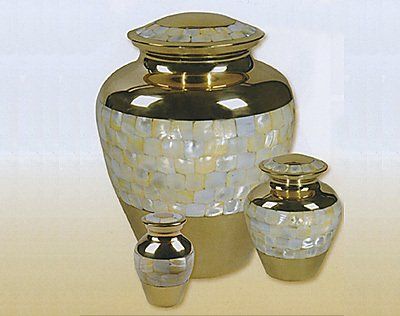 Cremation urn gold