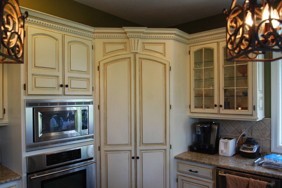 Painted cabinets, glazed cabinets