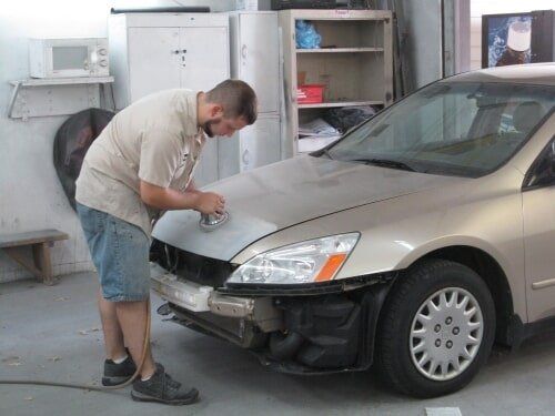 Mechanic on Duty — Dover, OH — Cua Refinishing Co.