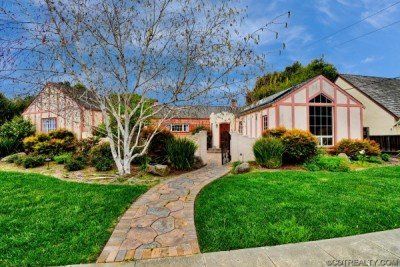 22 Santa Lucia Ave