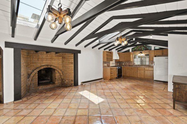 1 Santa Lucia Ave
