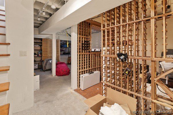 22 Santa Lucia Ave