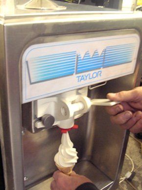 ice-cream-making-buckie-moray-scotland-grants-refrigeration-ice-cream-making