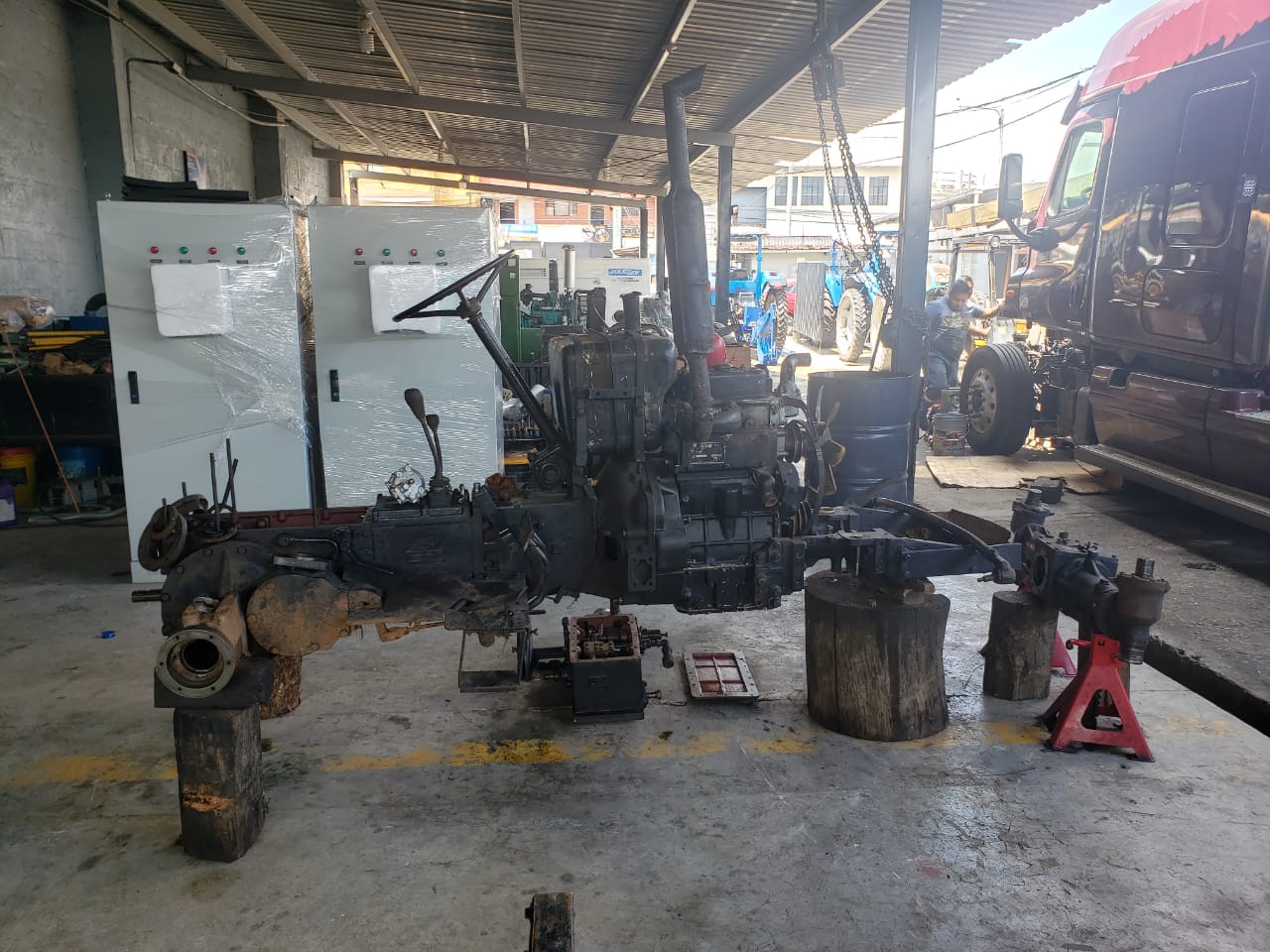 taller de maquinaria agricola