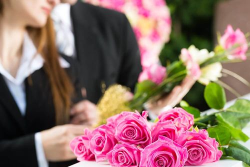addobbi floreali per funerali