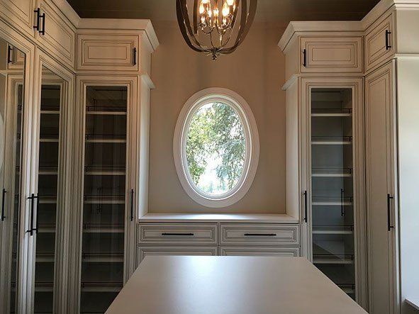 oval shape mirror