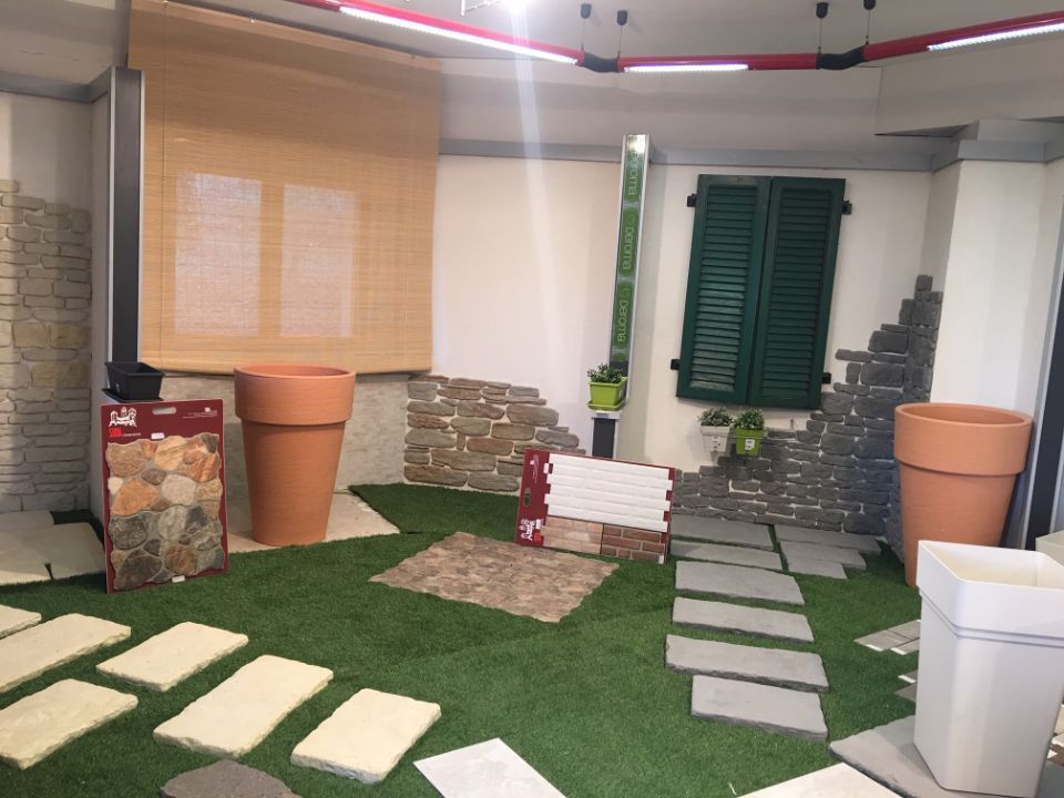 Piastrelle per pavimentazioni