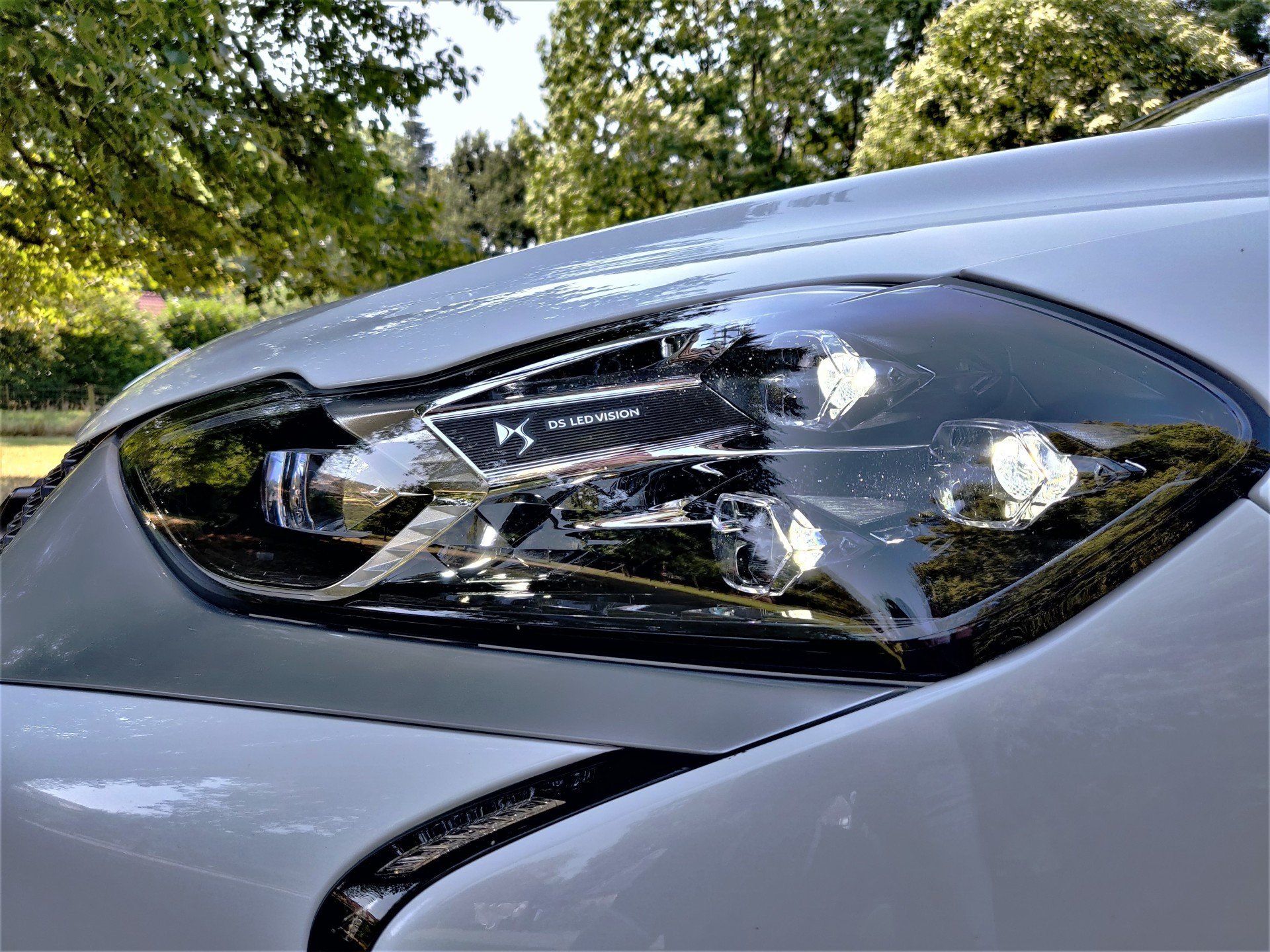 DS3 Crossback E-Tense Matrix LED koplamp