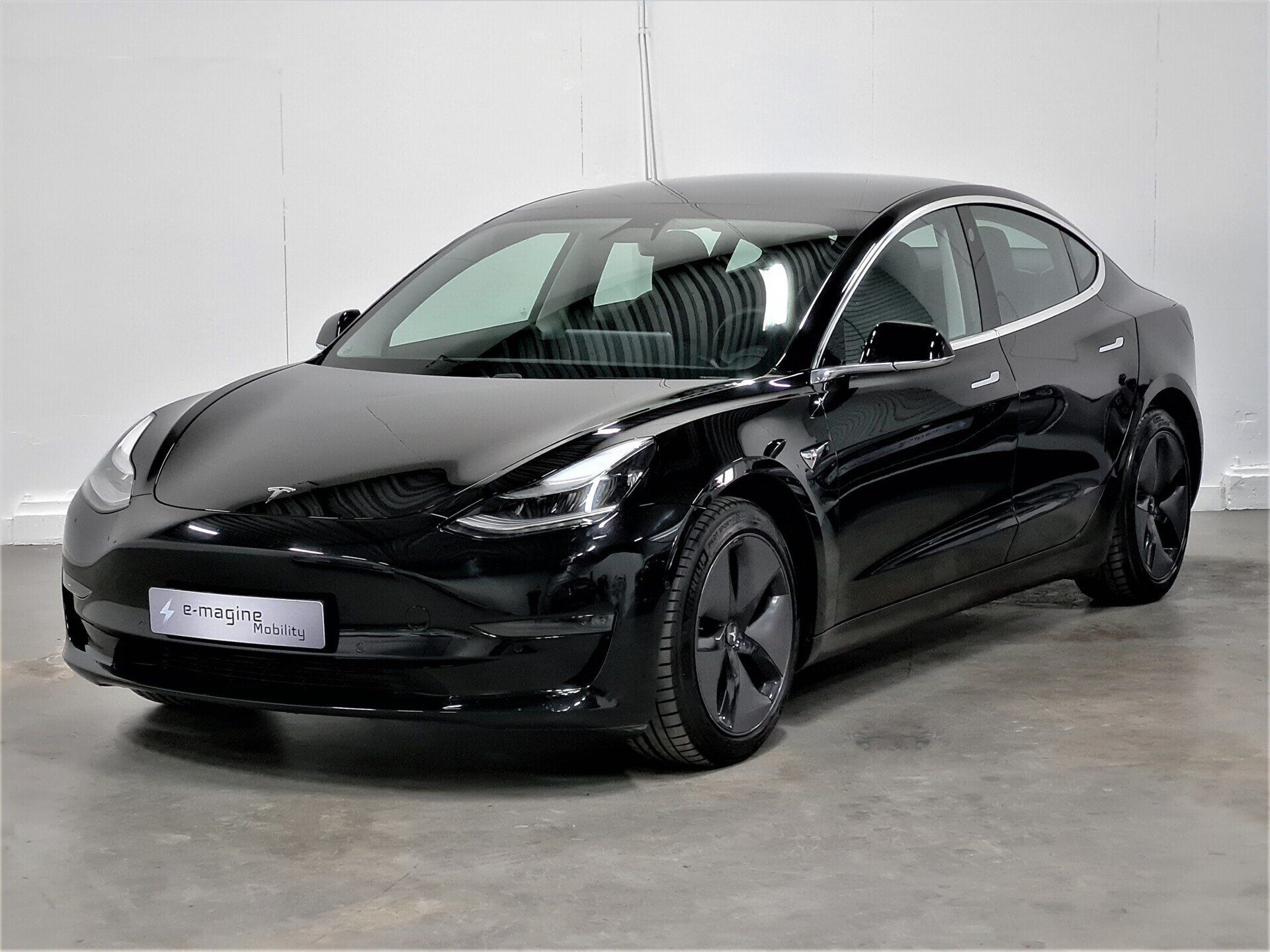 Tesla Model 3 Long Range Dual Motor AWD