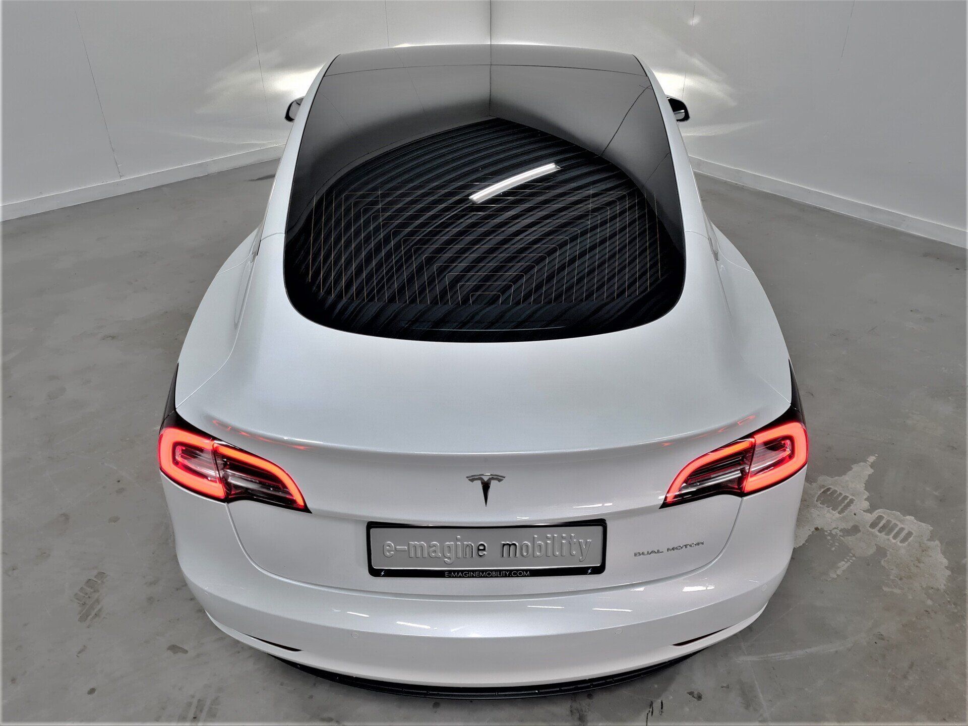 Tesla Model 3 Long Range Dual Motor