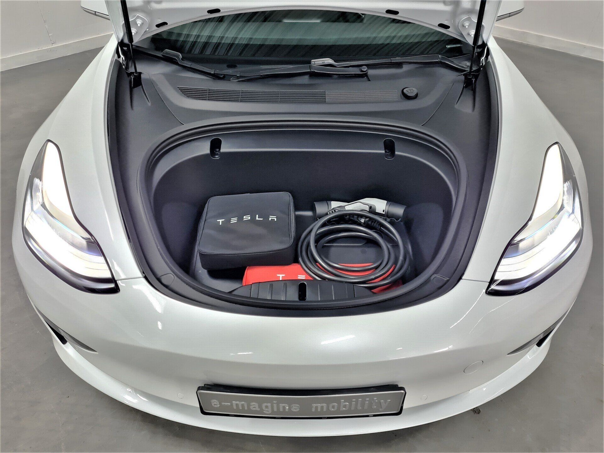 Tesla Model 3 Long Range Dual Motor