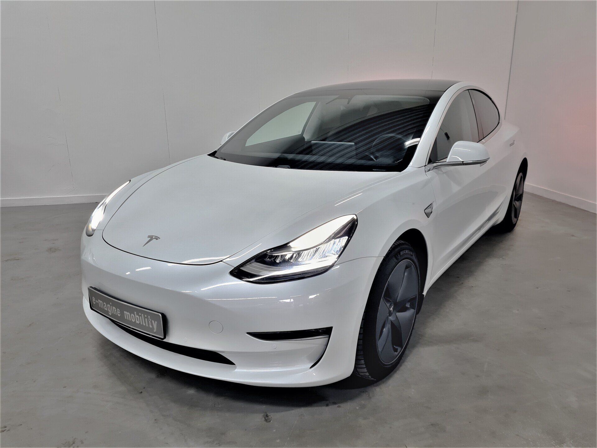 Tesla Model 3 Long Range Dual Motor