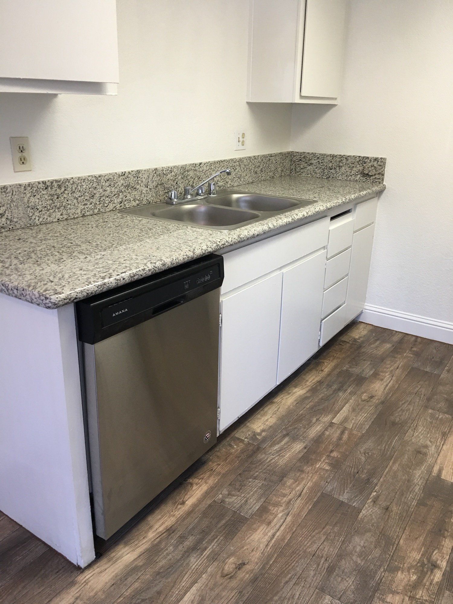 River Bend Park Apartments Property Photos