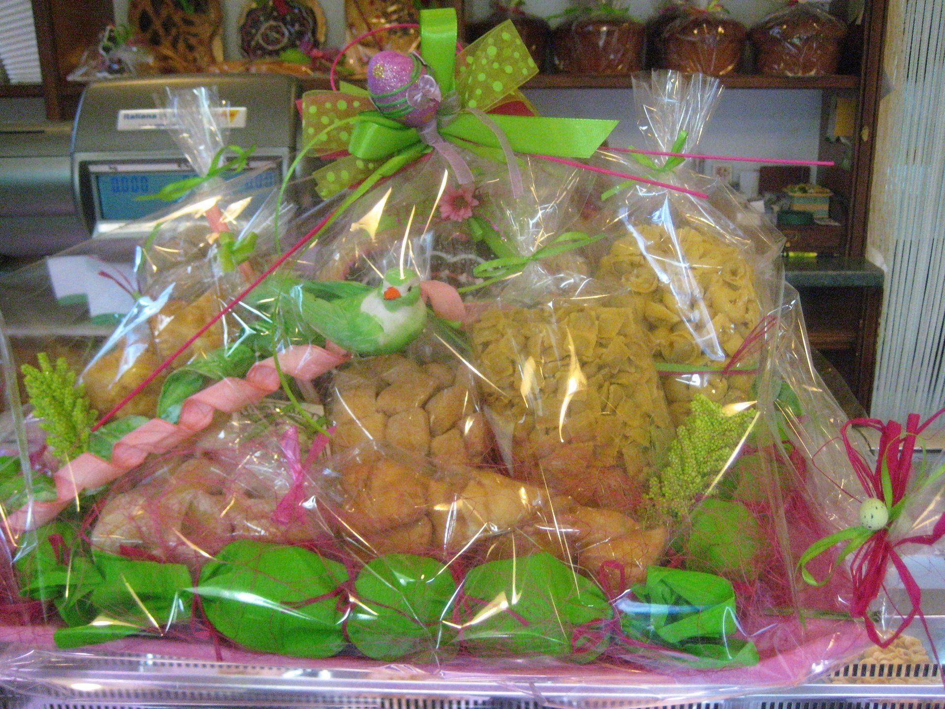 confezioni regalo con pasta e dolci