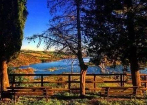Vista sul lago
