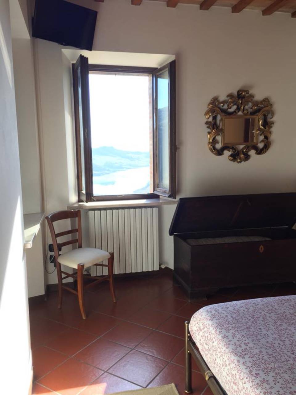Camera sul lago