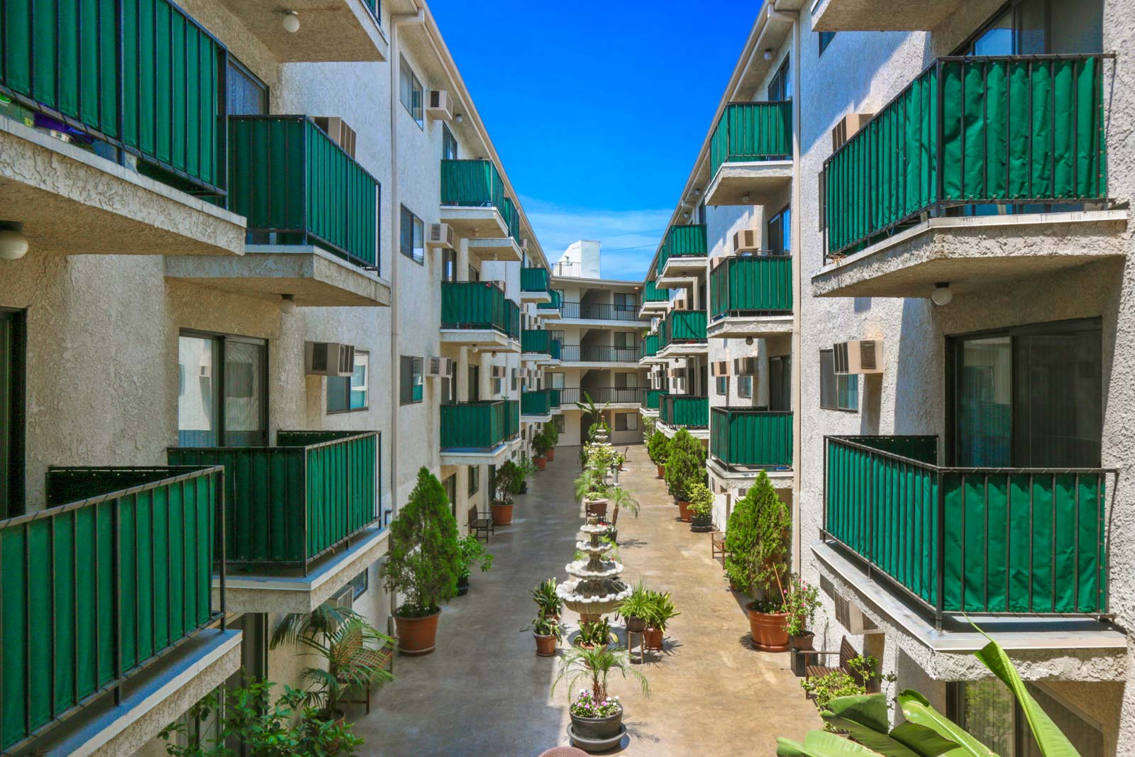 Tuscani Villas