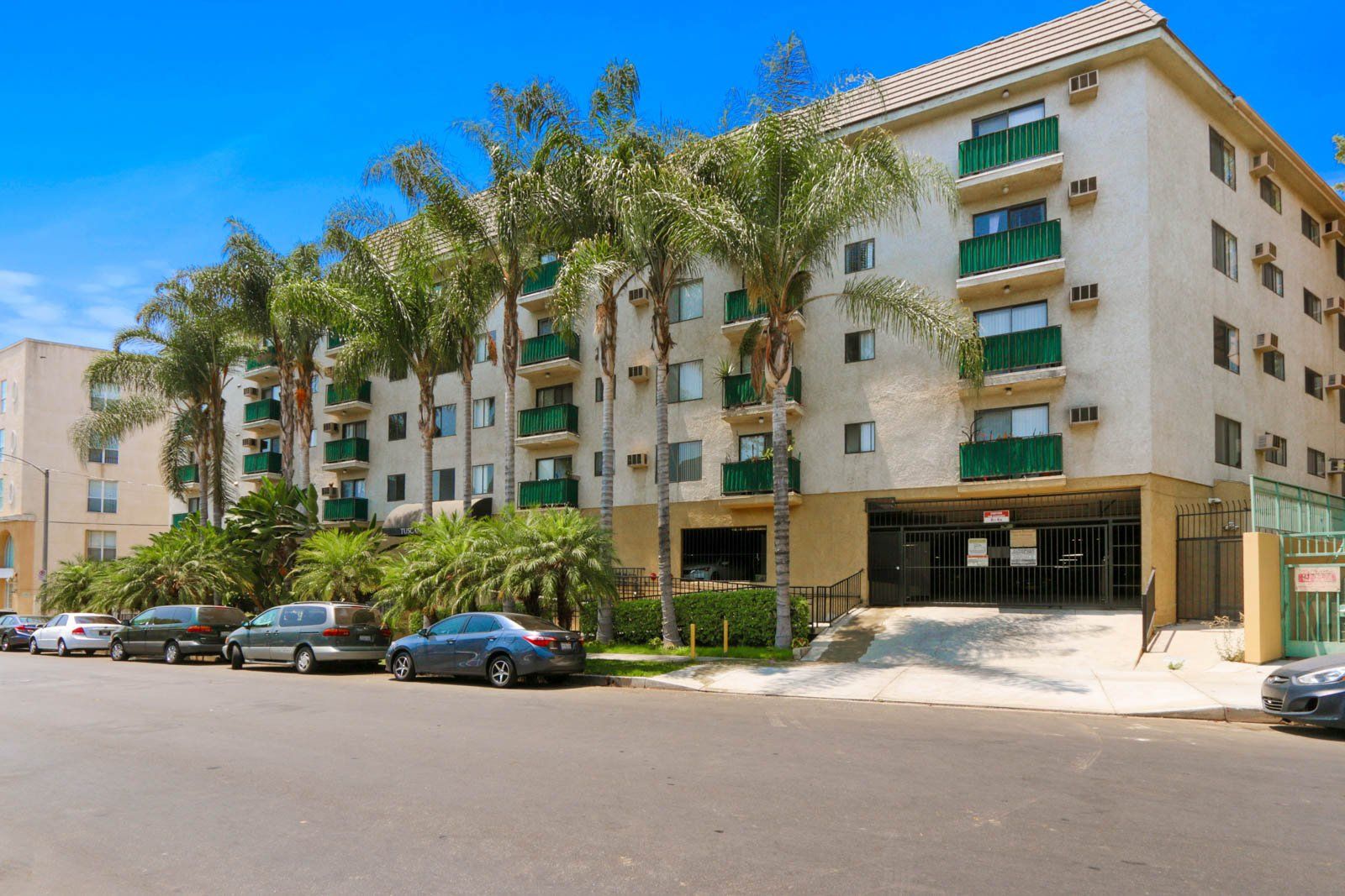 Tuscani Villas