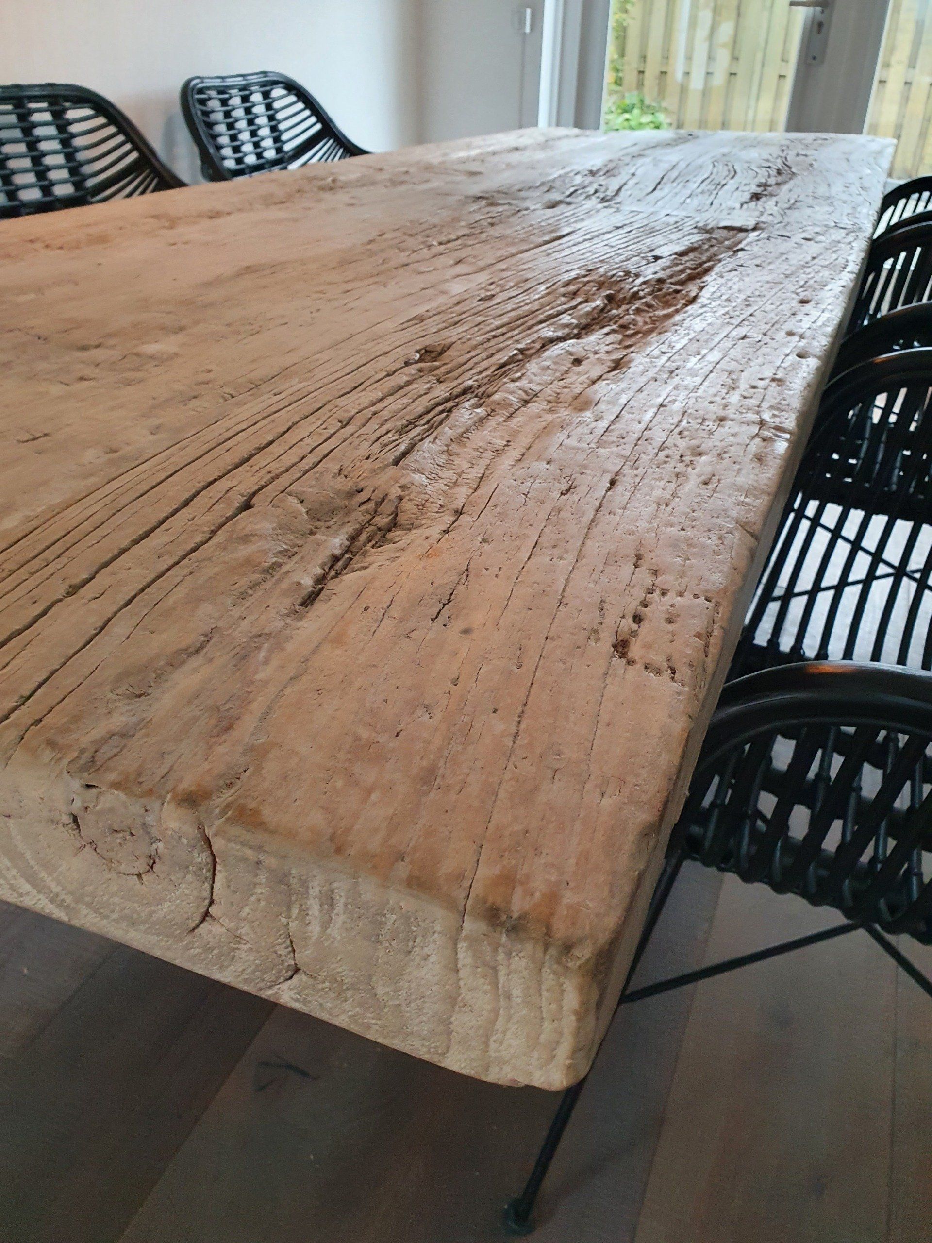 Rechthoekige eettafel massief oud Elm hout