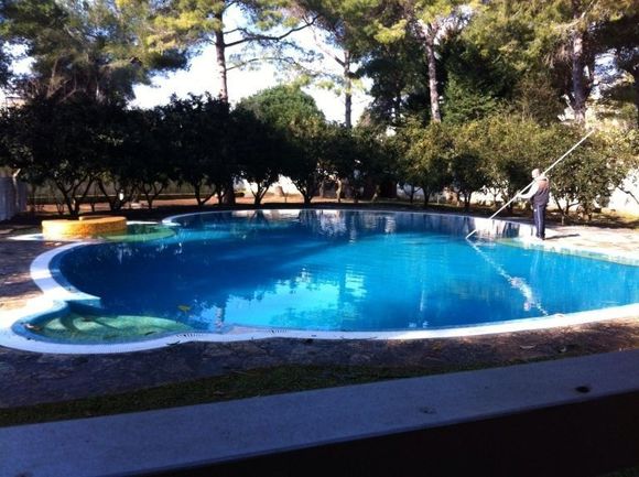 Piscina all'ombra