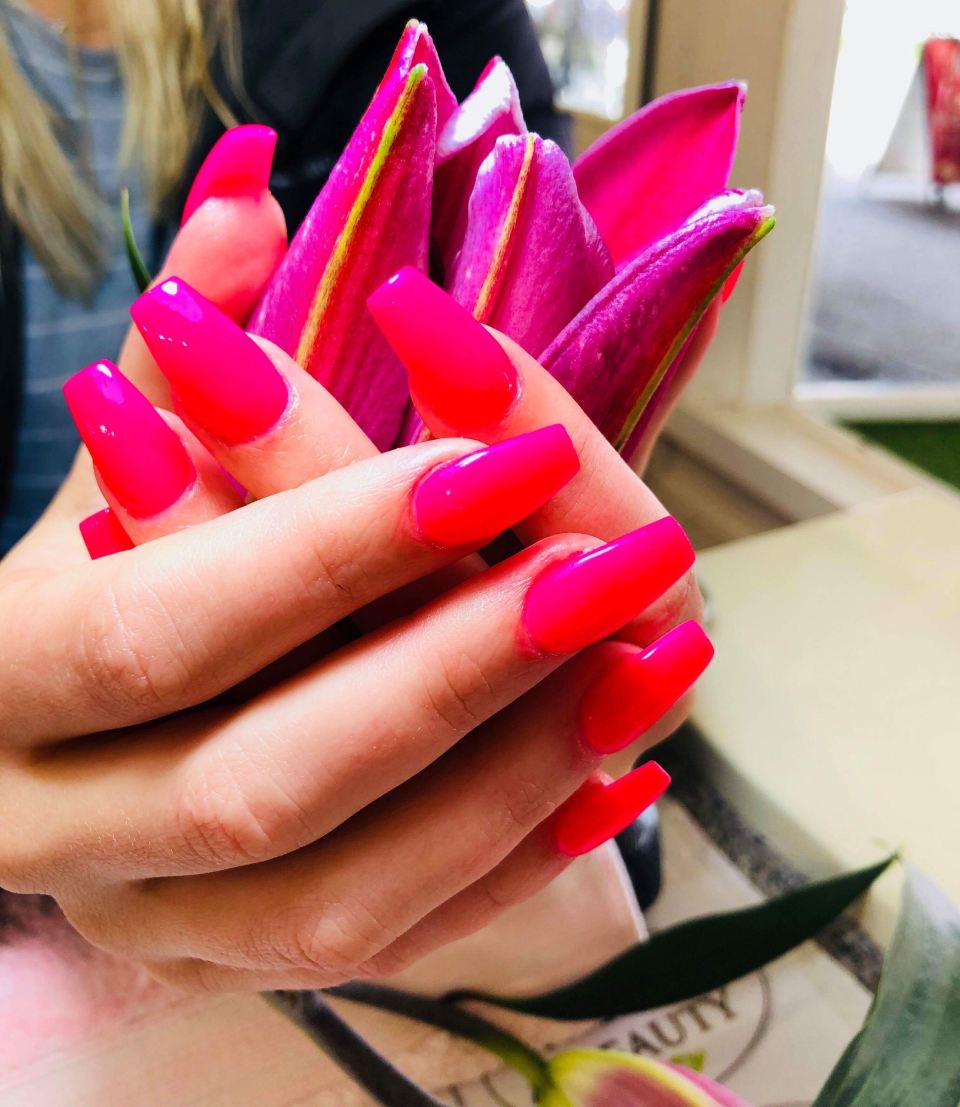 purple nails
