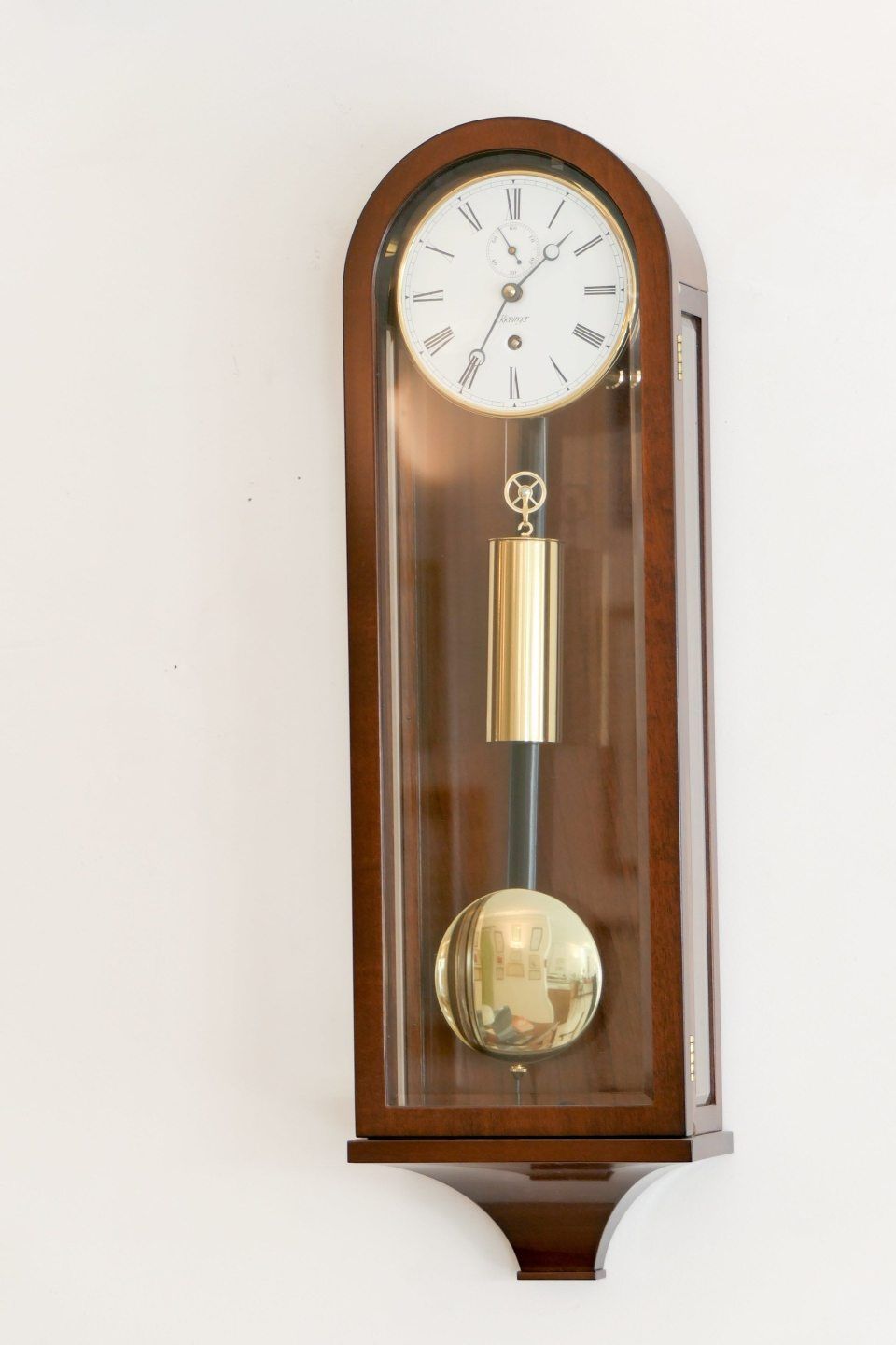 pendulum clock