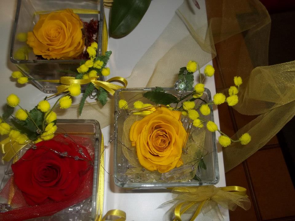 rose rosse e gialle