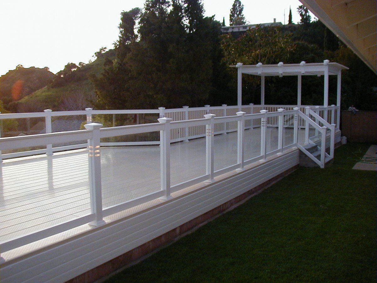 custom vinyl railing
