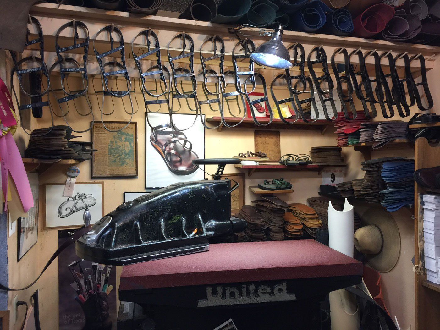sandal size frames