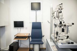 Optometrist equipment