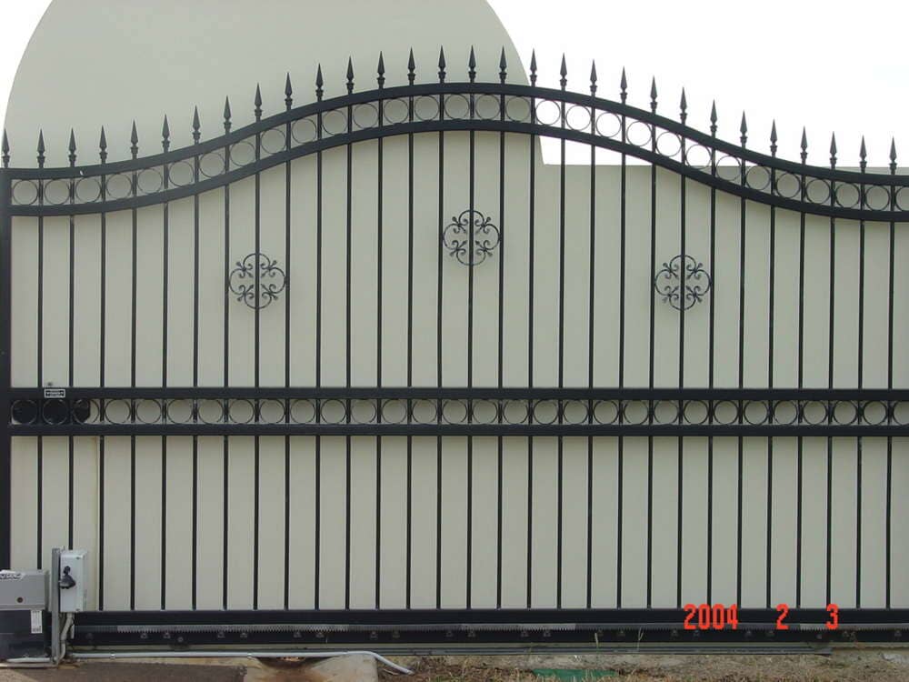 Fence gate — Gates Darwin in Pinelands, NT