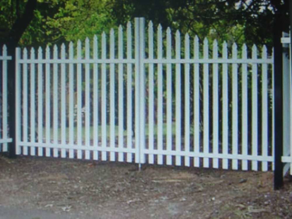 Steel Picket Fence — Fencing Darwin in Pinelands, NT