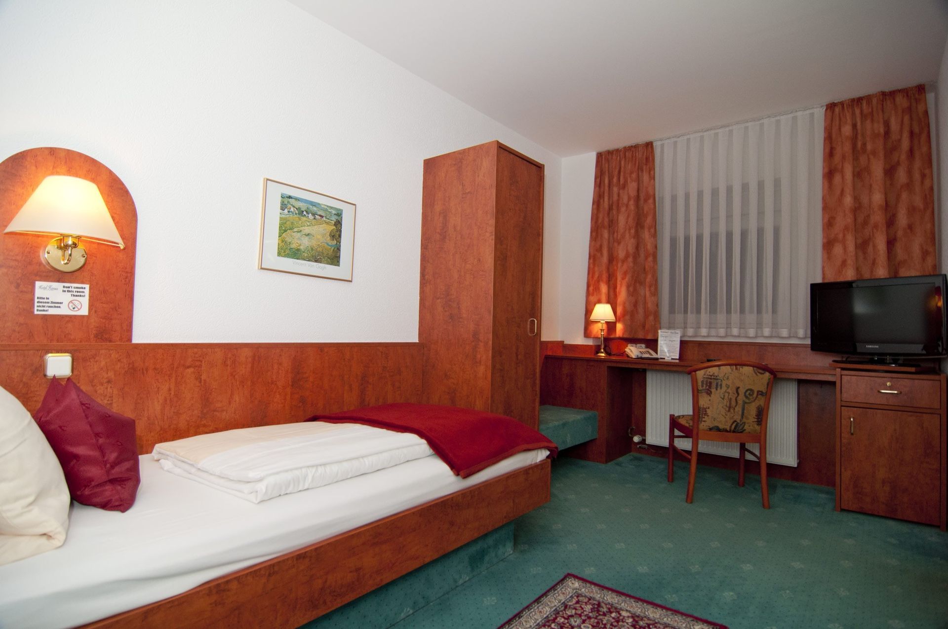 Zimmer 124 Im Hotel Hansa Offenbach