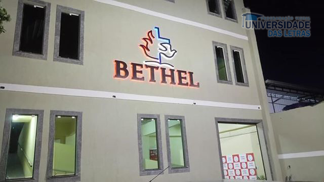 Letras de chapa galvanizada com LEDS Rio de Janeir