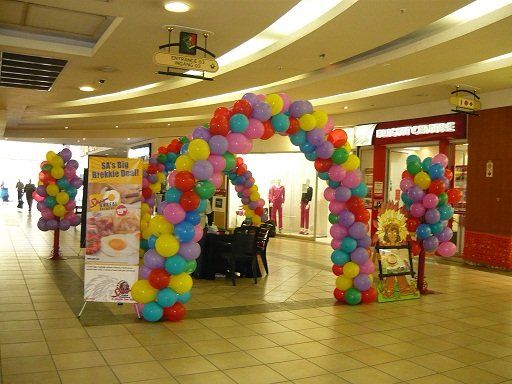 Let's Party | Balloon Decor Spur Kolonade