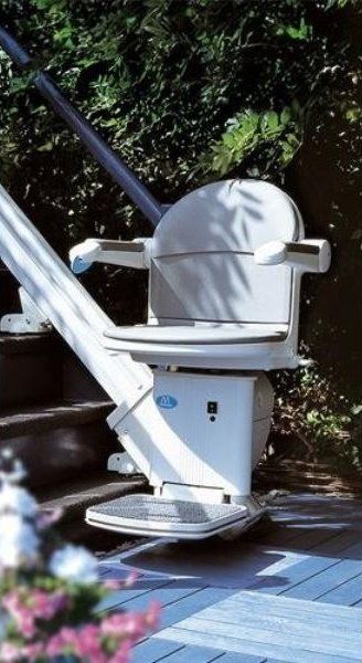montascale Minivator 1000 per esterni