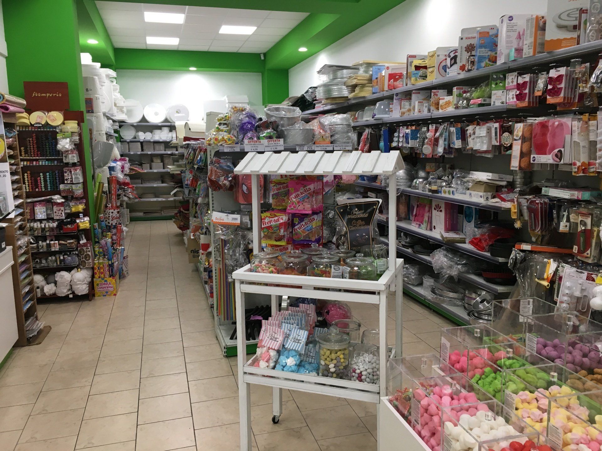 decorazioni e festoni per compleanno
