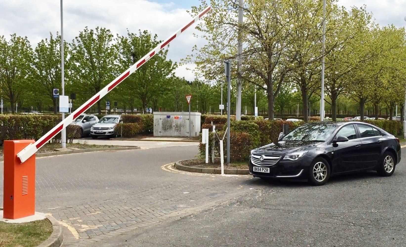 Mechdoors Traffic Barriers in Glasgow & Edinburgh