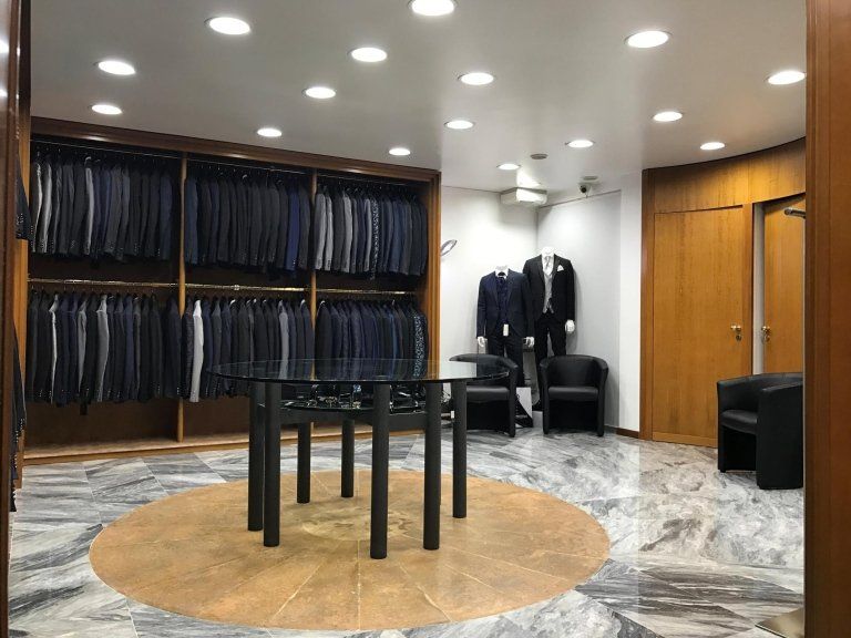 Abiti scuri da uomo, BENEDETTO D'AMICO UOMO - ABITI DA SPOSO - ABITI CARLO PIGNATELLI - ABITI UOMO - ABITI LUBIAM - CERIMONIA A PALERMO - D'AMICO UOMO D'AMICO PALERMO - SPOSA - ABITI ELEGANTI ABITO SPOSO , PALERMO, ABITI UOMO, ABITI PALERMO, LUBIAM, CARLO PIGNATELLI, PETRELLI, CERIMONIA UOMO, ABITO SPOSO, ABITI DA SPOSO, D'AMICOUOMO, BENEDETTO D'AMICO UOMO, CERIMONIA UOMO PALERMO, ABITI DA CERIMONIA A PALERMO, ABITI CARLO PIGNATELLI, ABITI PETRELLI, ABITI LUBIAM, UOMO, SPOSO, GAI MATTIOLO, THOMAS PINA, PAL ZILERI, ACCESSORI SPOSO, GIUSEPPE D'AMICO, SPOSI, SPOSA, ABITI DA SPOSA, ABITI SPOSO PALERMO, VESTITI UOMO, ATELIER CERIMONIA, TIGHT, TIGHT PALERMO, SMOKING, SMOKING UOMO, SMOKING UOMO PALERMO, SMOKING BLU, SARTORIA UOMO, ABITI SARTORIALI PALERMO, CARLO PIGNATELLI, PETRELLI ATLANTIS, SCARPE SPOSO, CINTURE, ACCESSORI SPOSO, PAPILLON SPOSO, BRETELLE, ACCESSORI SPOSO PALERMO, FERMAPOLSI SPOSO, SPILLE CRAVATTA,