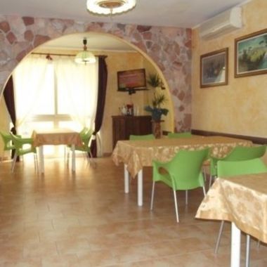 Sala pranzo della casa di riposo