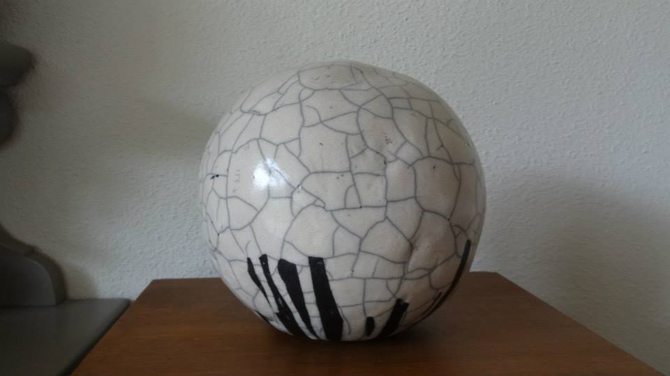raku-bol keramiek