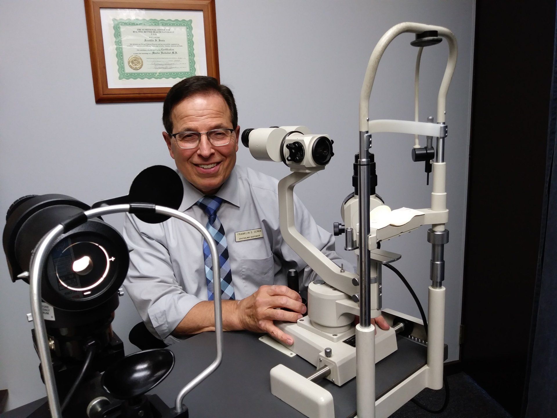 Contact lens - Complete Vision Care in Amherst NY Contact lens - Complete Vision Care in Amherst NY